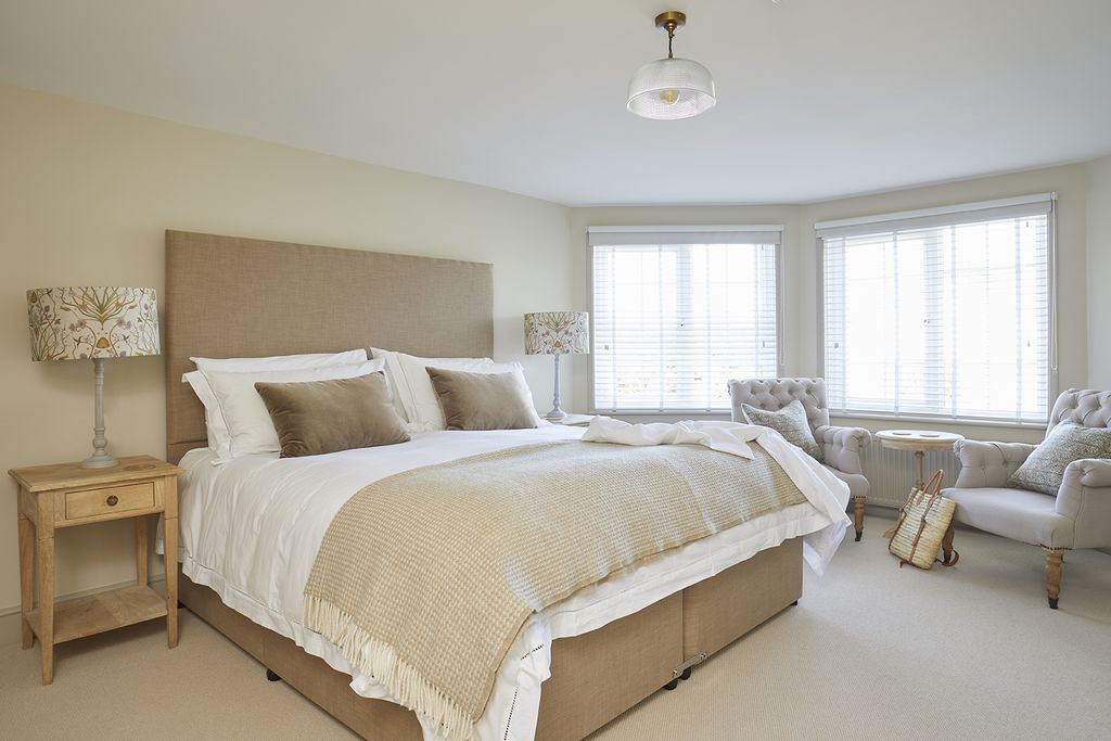 Rockstone Cottage 4 - Gallery