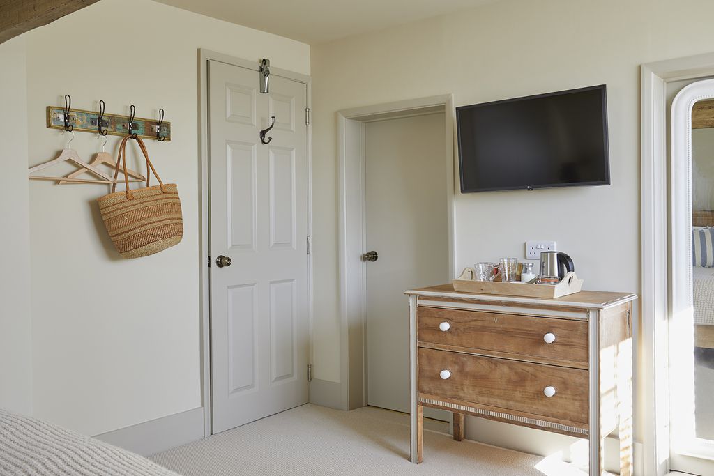 Rockstone Cottage 19 - Gallery