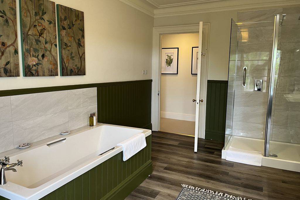 Yearle House 6 - Gallery