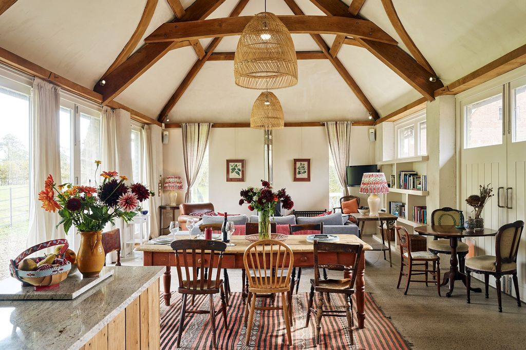 The Coach House 1 - Gallery