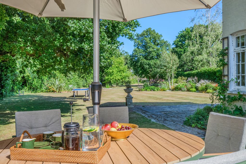 Woodlands 8 - Gallery