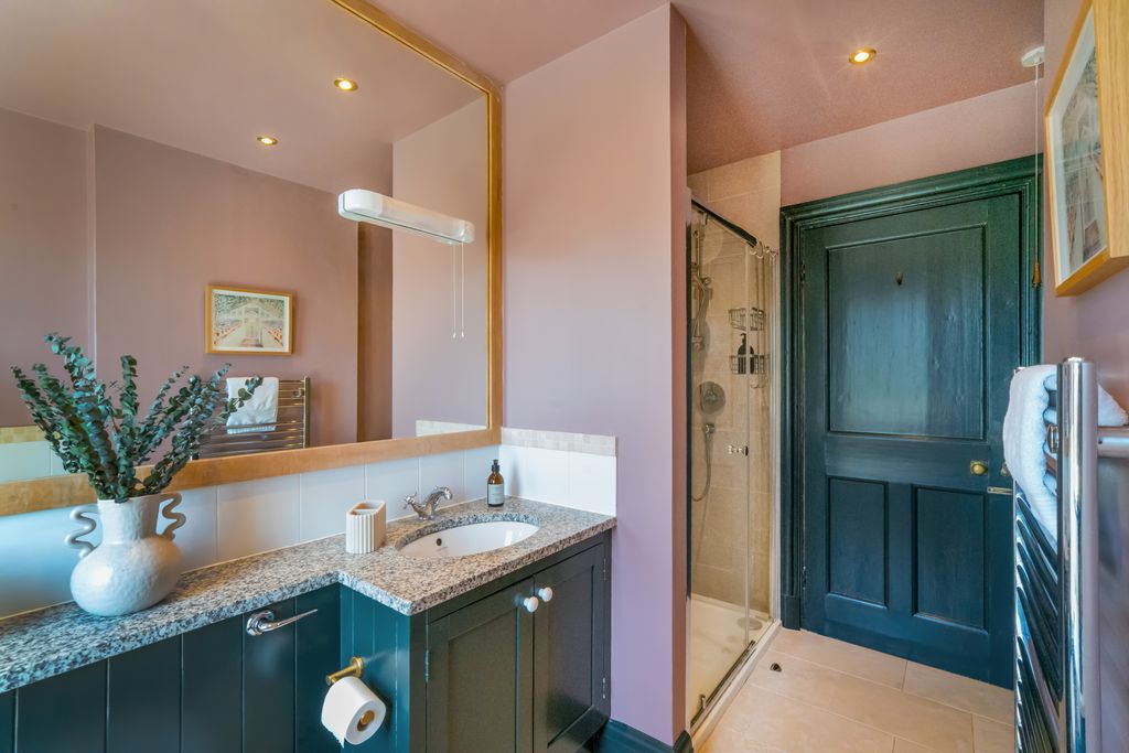 Woodlands 14 - Gallery