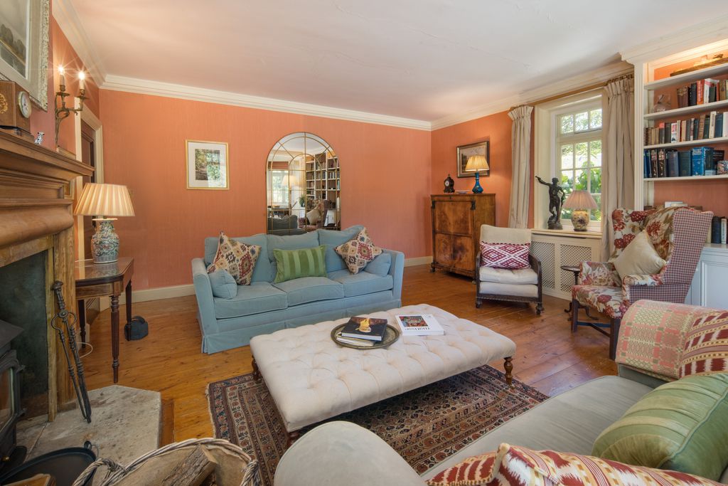 Woodlands 16 - Gallery