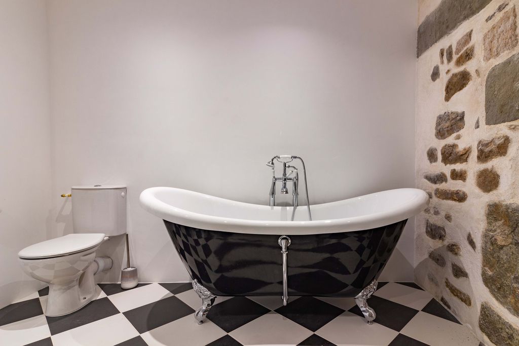 Remparts House 12 - Gallery