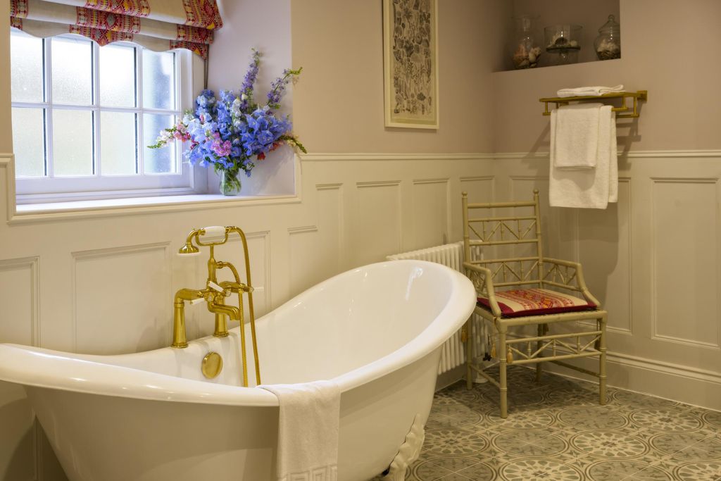 George and Dragon 8 - Gallery