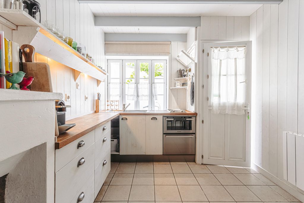 Venelle de la Croix 7 - Gallery