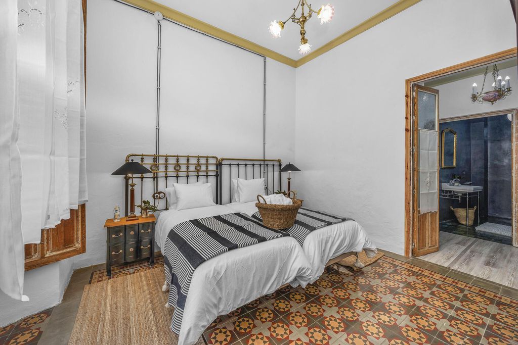 Yellow House 10 - Gallery