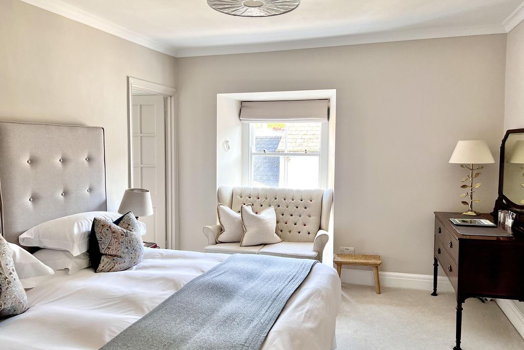 The Manor Town House 10 - Gallery