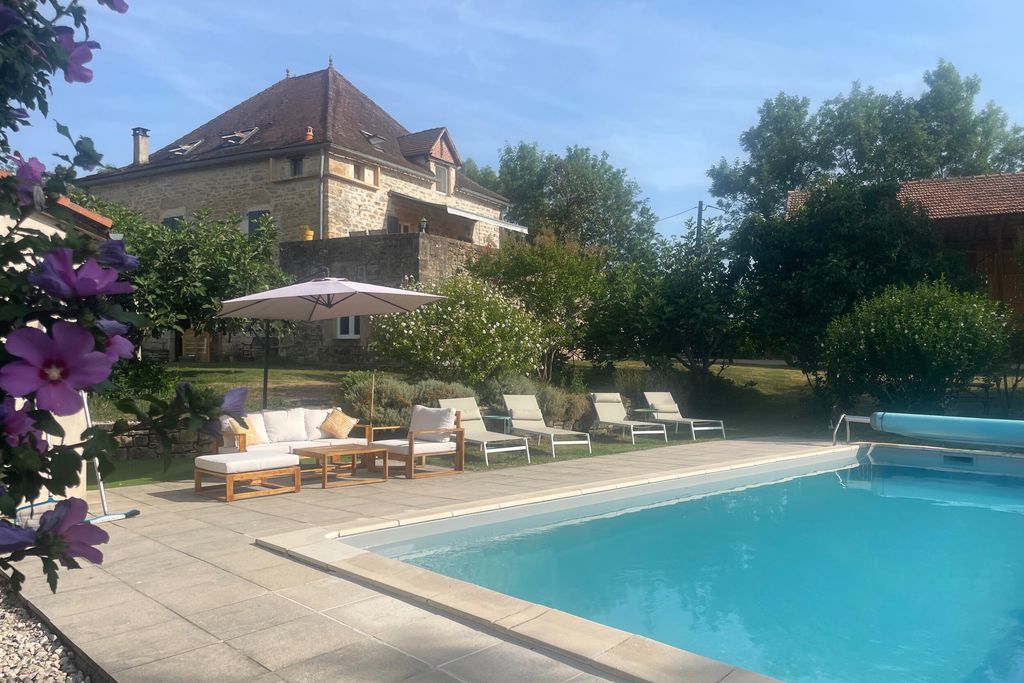 Les Mirabelles 1 - Gallery