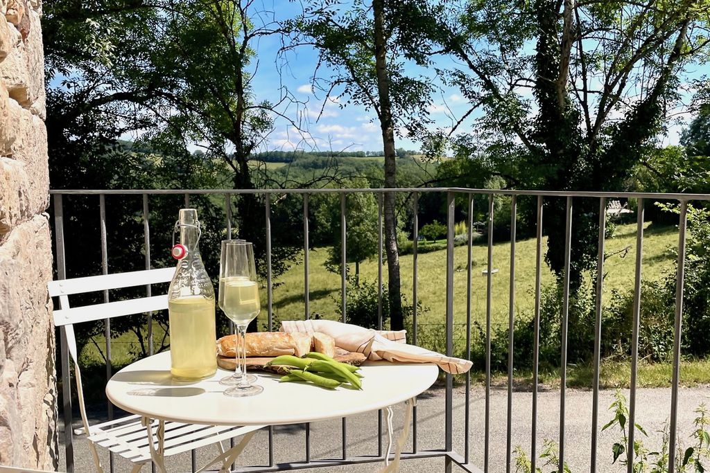 Les Mirabelles 9 - Gallery