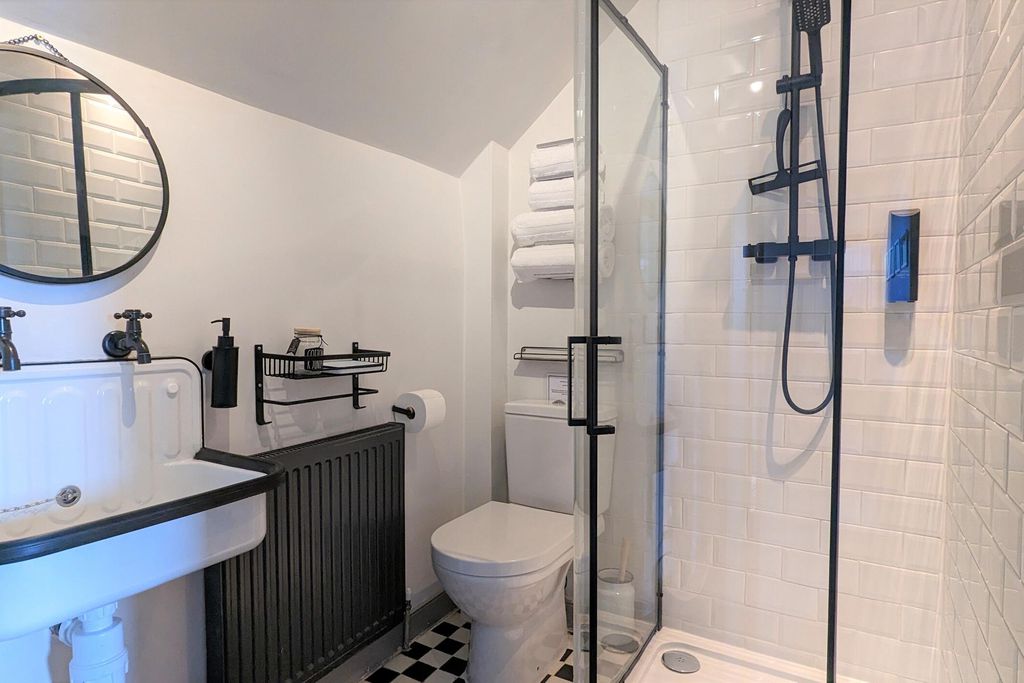 The Old Granary Matlock 15 - Gallery