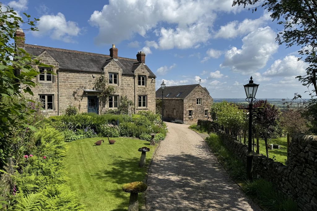 The Old Granary Matlock 1 - Gallery