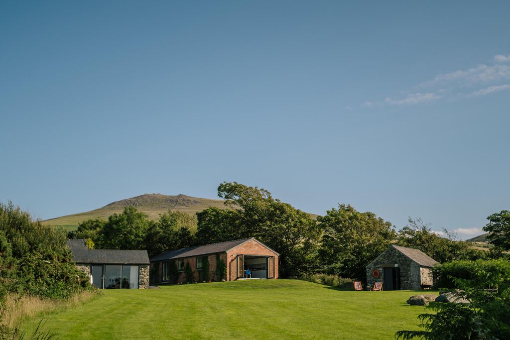 Ty Coch 3 - Gallery