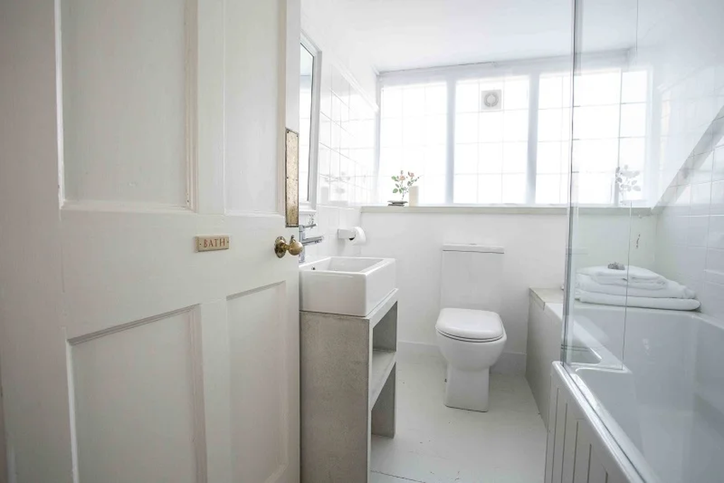 Serenity 8 - Gallery