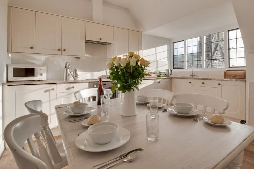 Serenity 13 - Gallery