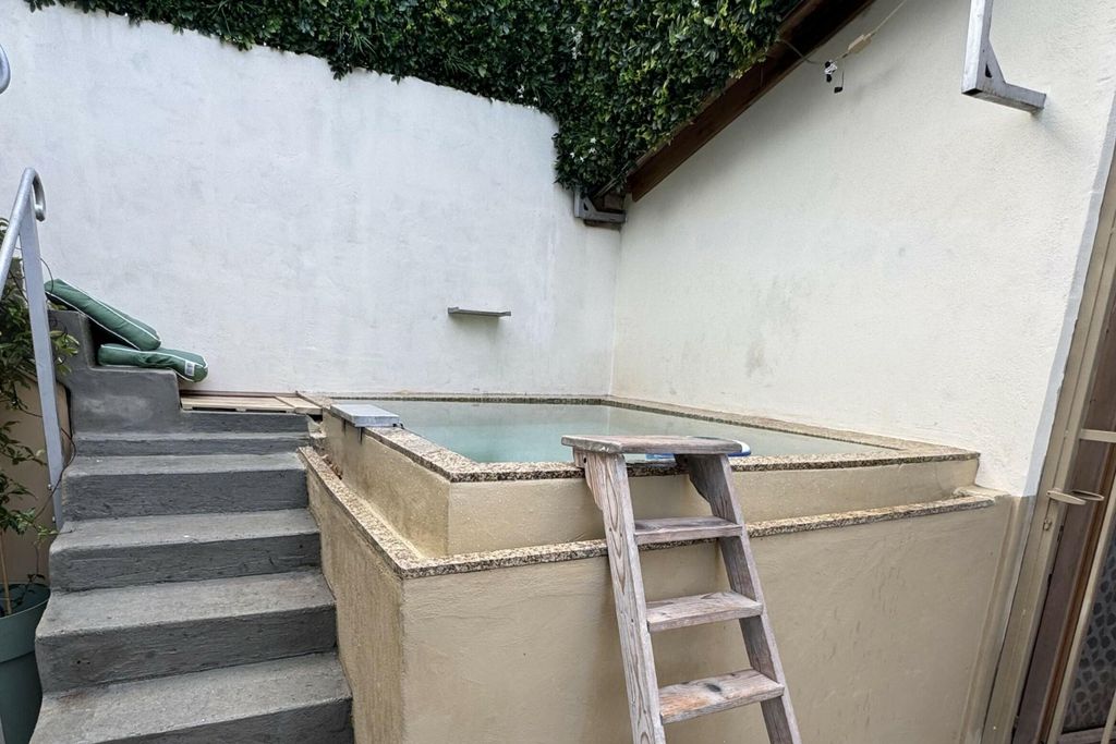 Medoc Tiny House 12 - Gallery