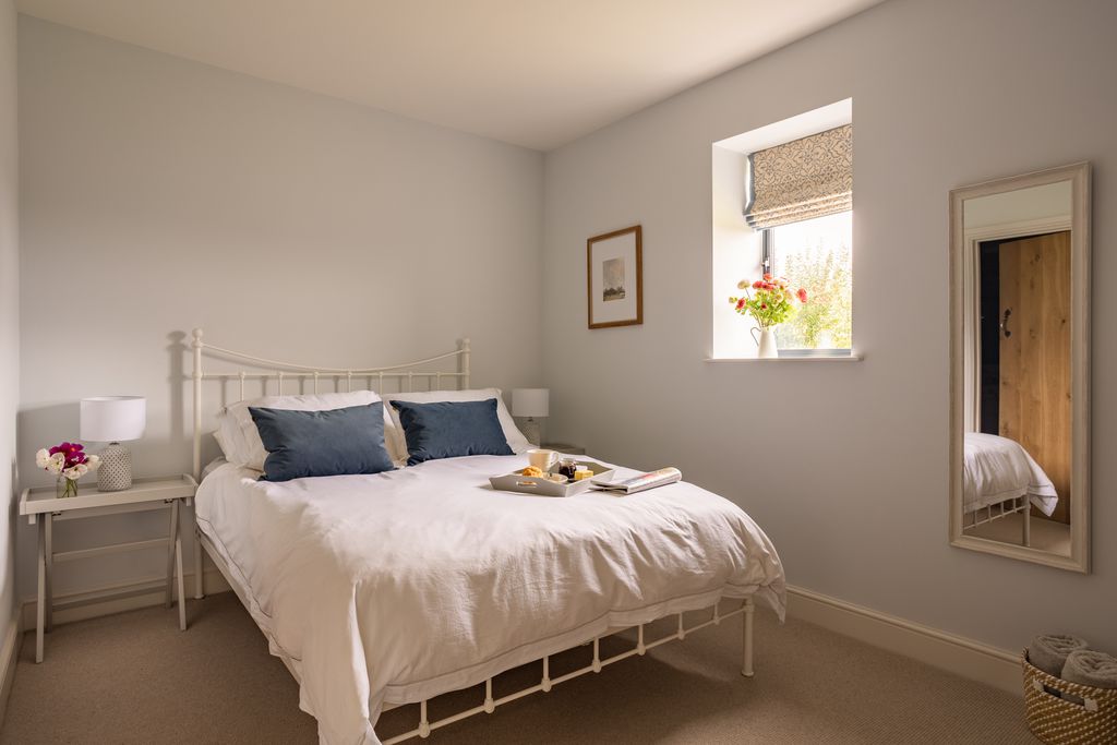 The Barn at Compton Marsh 9 - Gallery