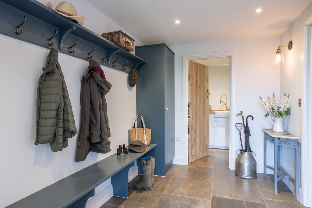 The Barn at Compton Marsh 13 - Gallery