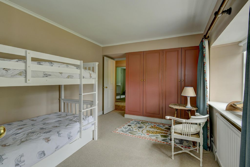 Blackdowns Farmhouse 17 - Gallery