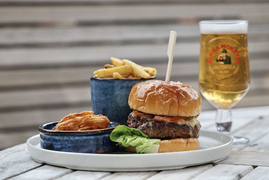 The White Horse Inn 18 - Gallery