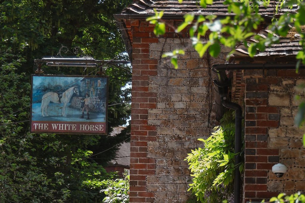 The White Horse Inn 20 - Gallery