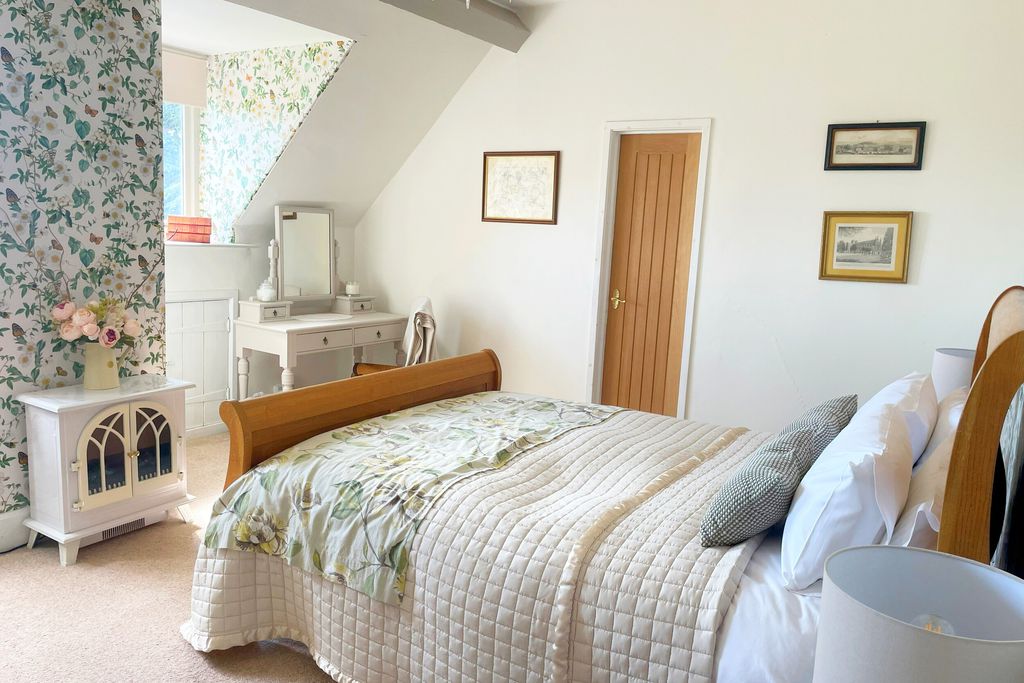 Rowden Abbey 17 - Gallery