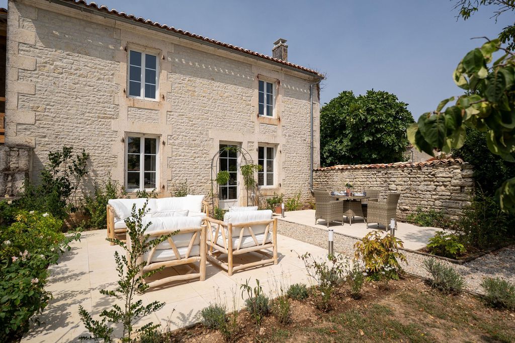 Maison des Ifs 13 - Gallery