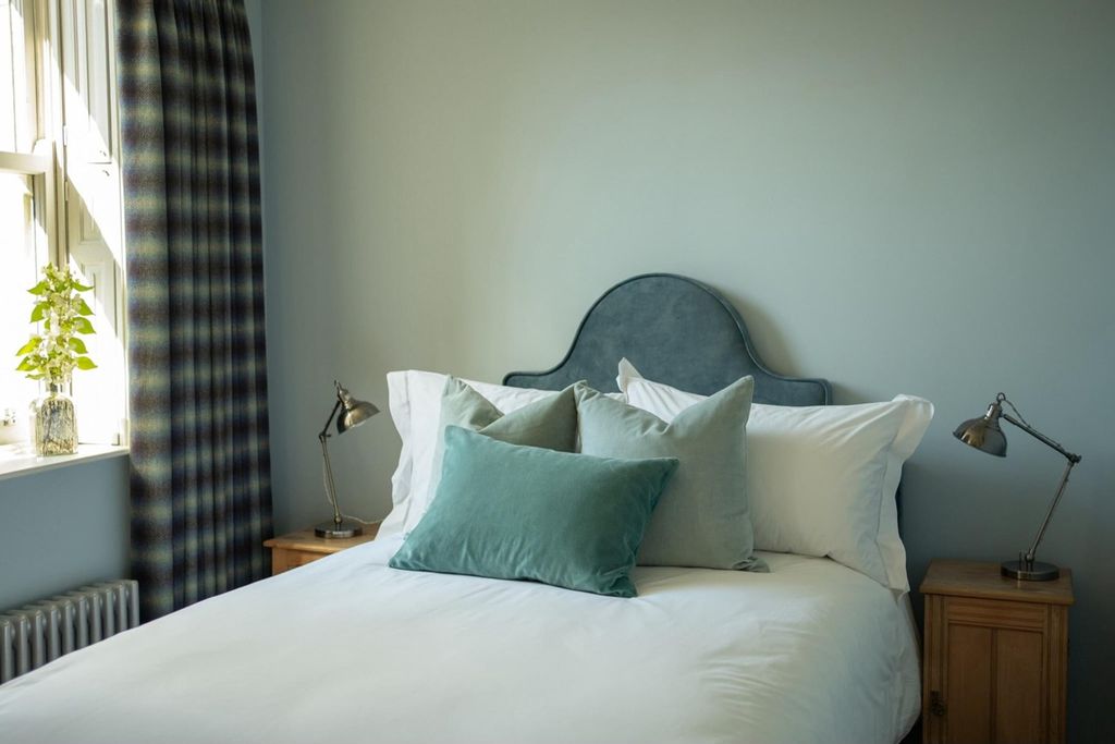 Outwood House 9 - Gallery