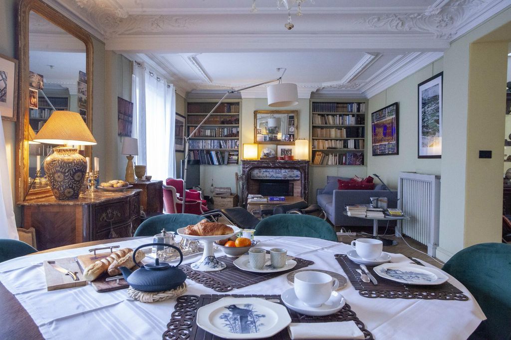 Côté Montmartre 3 - Gallery