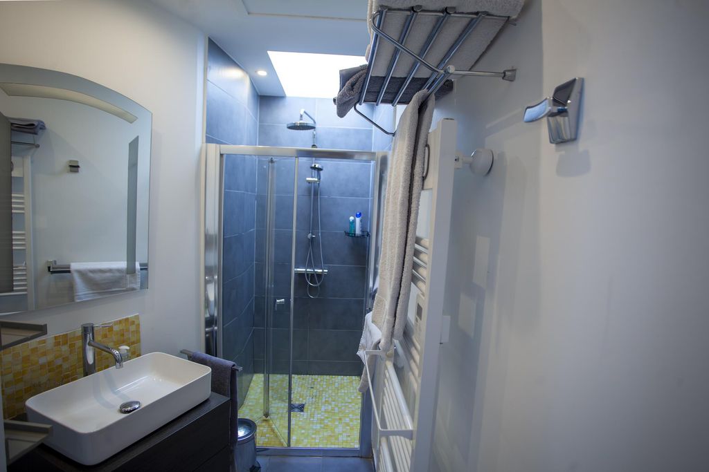 Côté Montmartre 5 - Gallery