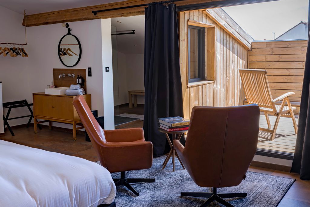 Casa Blanca 11 - Gallery