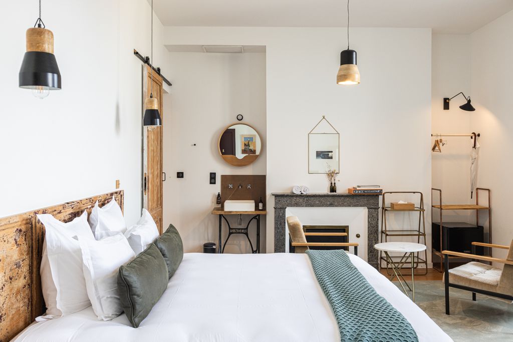 Casa Blanca 6 - Gallery