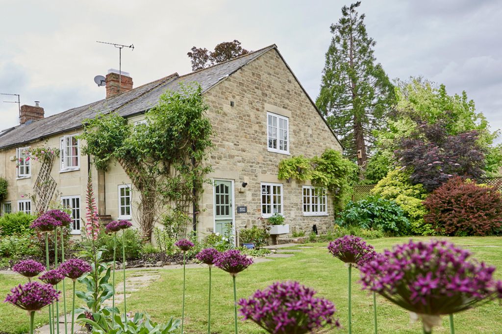 Walnut Cottage 1 - Gallery