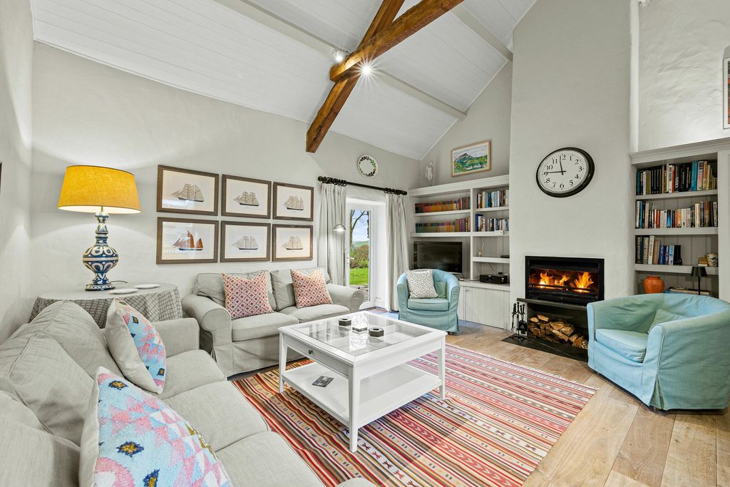 Hebog Bach 4 - Gallery