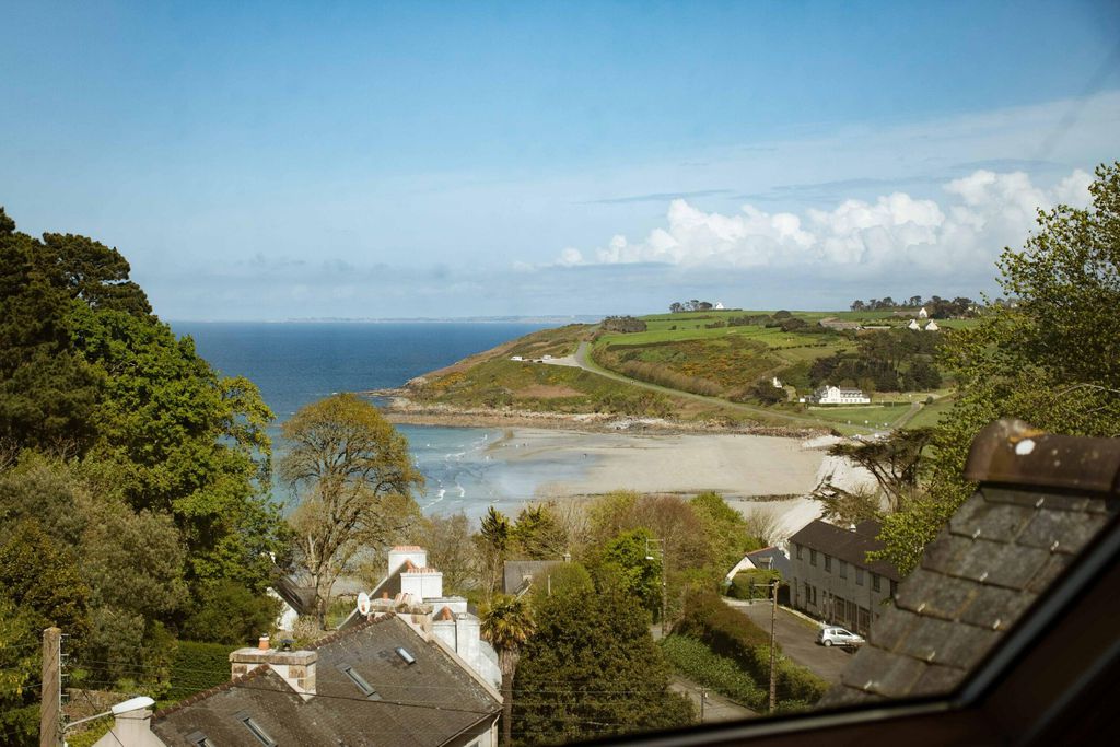 Keric an Nod 2 - Gallery