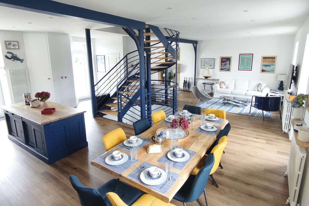 Keric an Nod 4 - Gallery