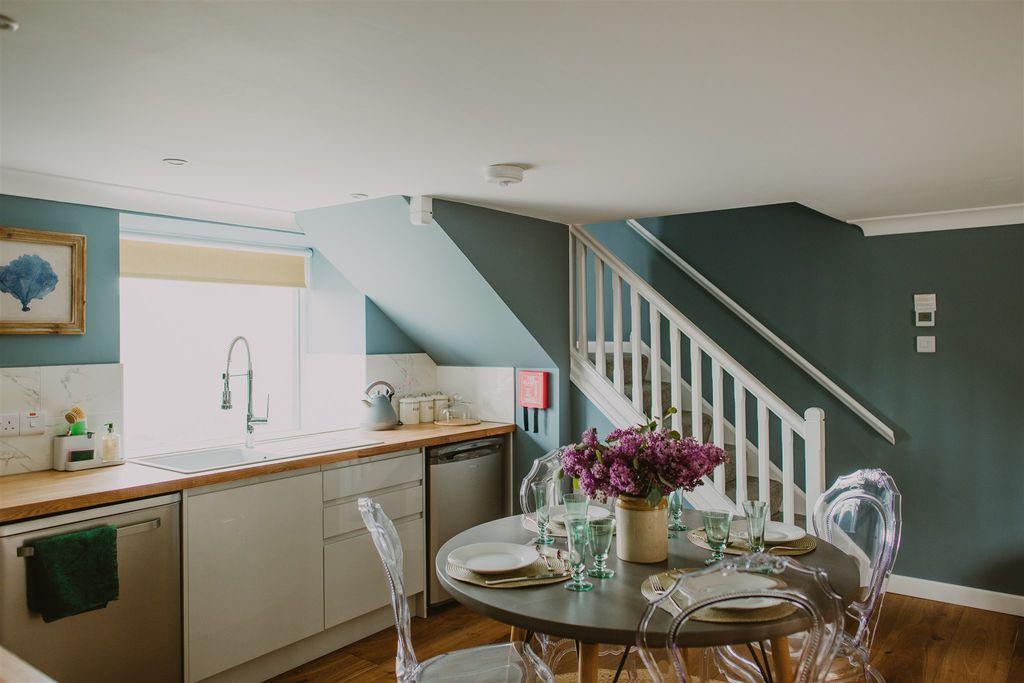 Dunskey Estate - Harriet's Lodestar 12 - Gallery