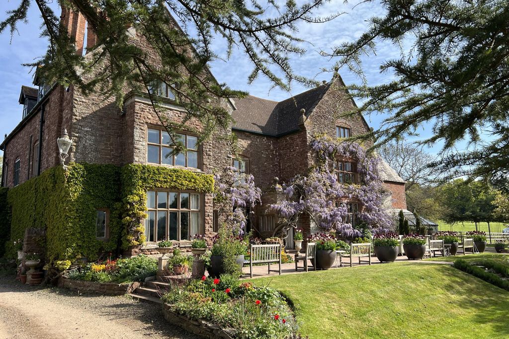 Uplands Guest House 1 - Gallery