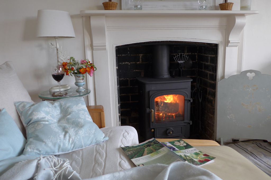 The Cottage in the Garden 4 - Gallery