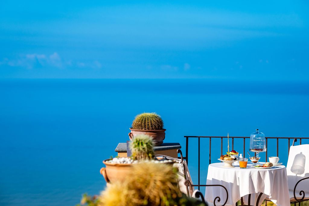 Marulivo Hotel 7 - Gallery