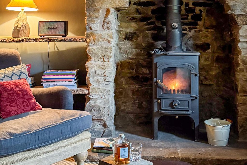 Gatehouse 11 - Gallery