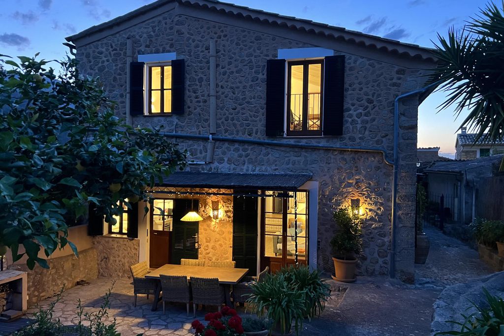 Cas Panares 2 - Gallery