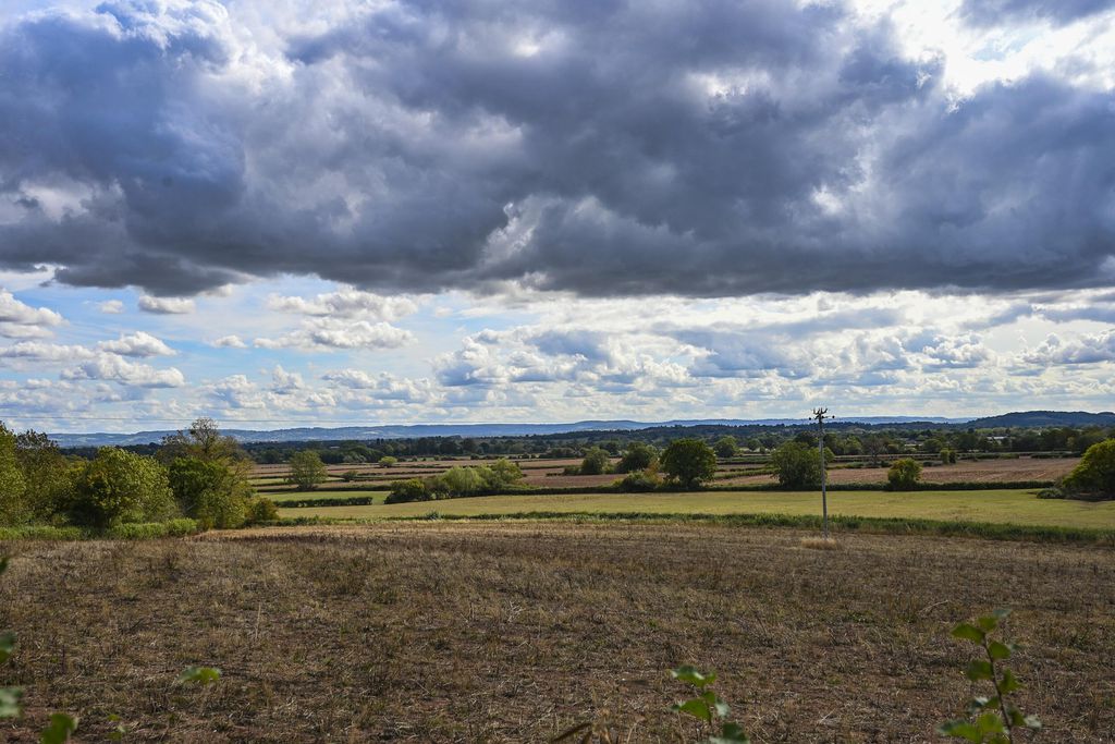 The Alms House East at Forthampton Estate 12 - Gallery