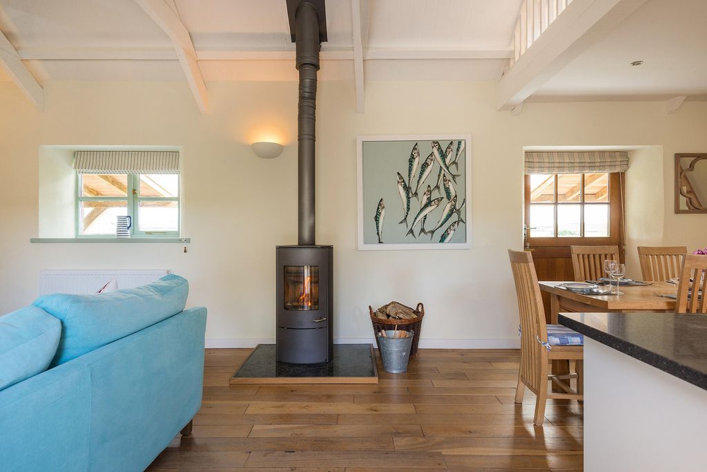 Mynford Cottage 2 - Gallery