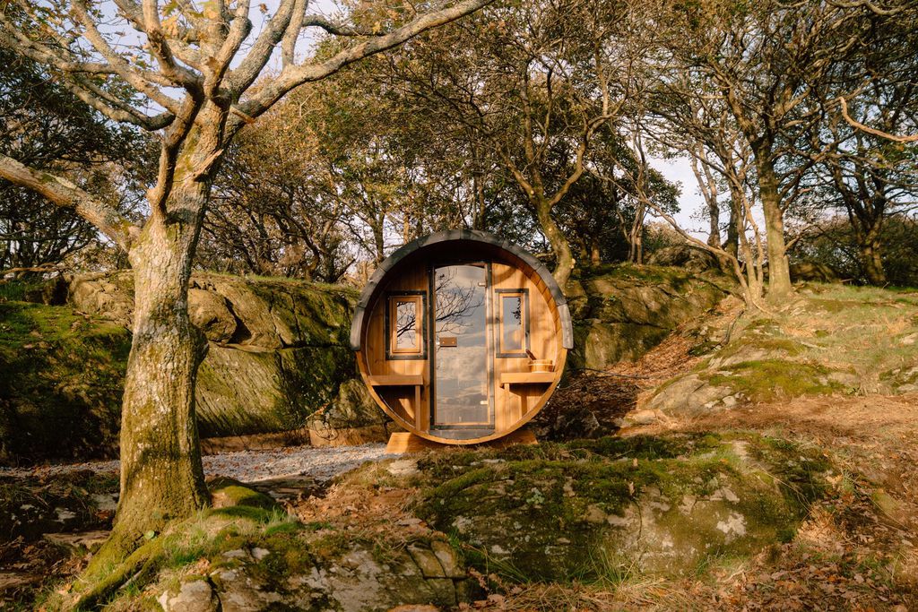 Tyn Llech 7 - Gallery