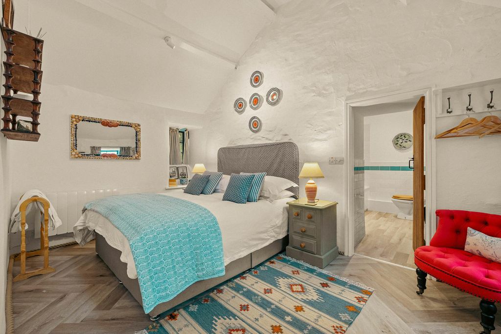 Garth Yr Hebog 4 - Gallery