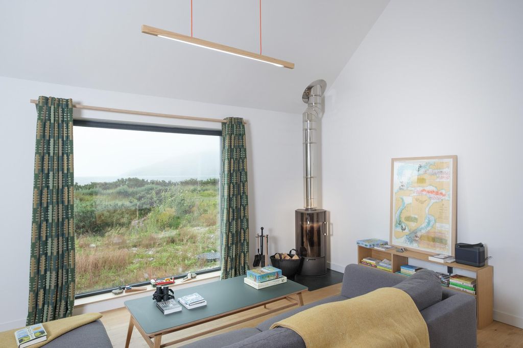 Taigh Whin 13 - Gallery