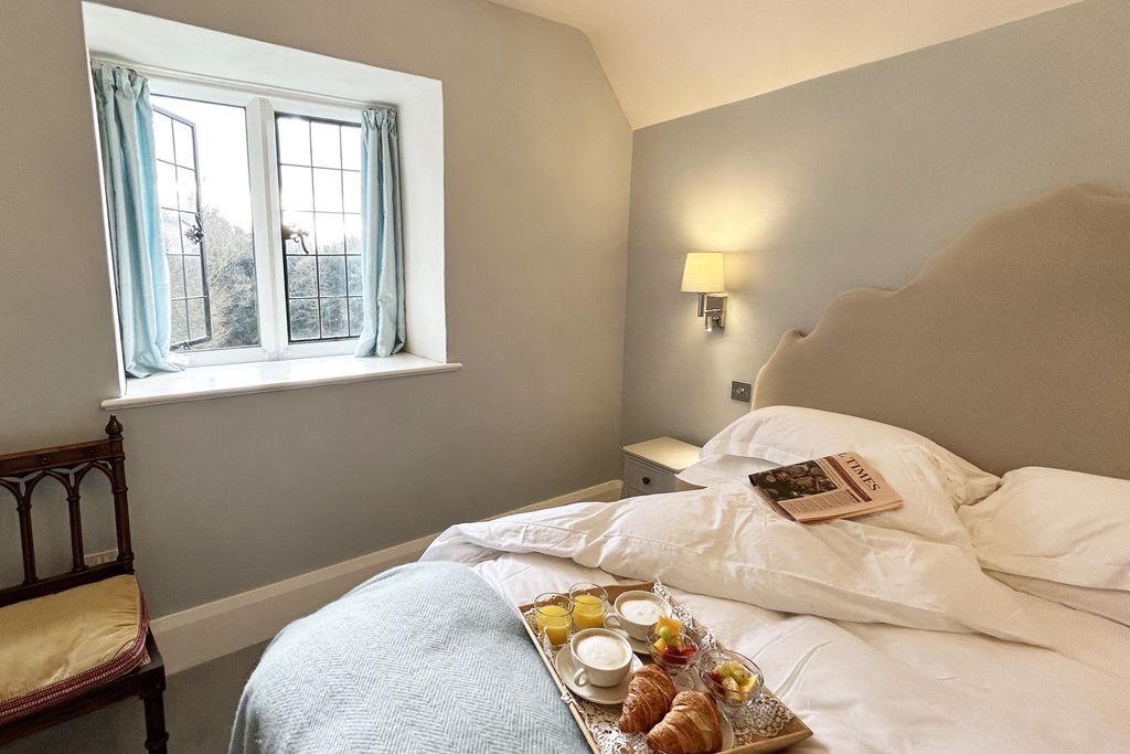 Trillow House 9 - Gallery