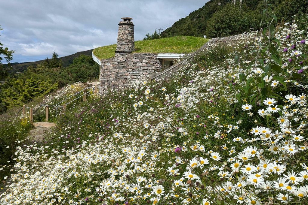 Curved Stone House 8 - Gallery