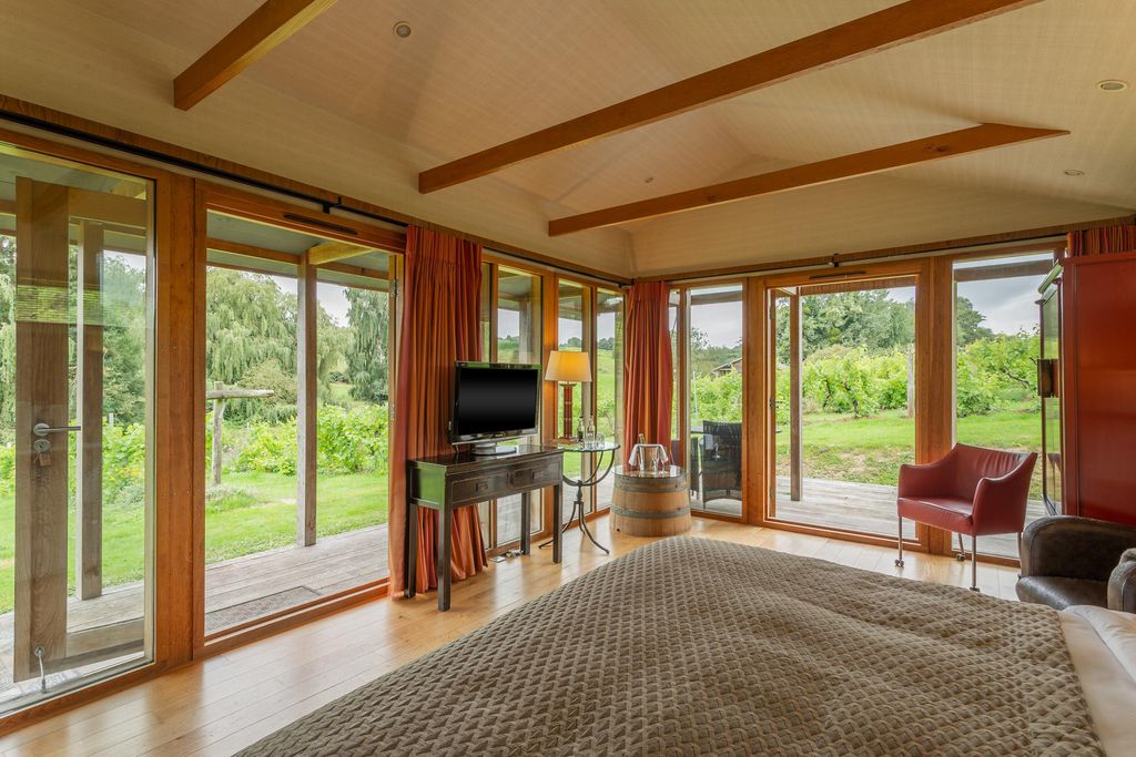 Three Choirs Vineyards 4 - Gallery